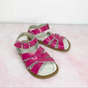 Saltwater sandals glossy magenta pink size 6 infant